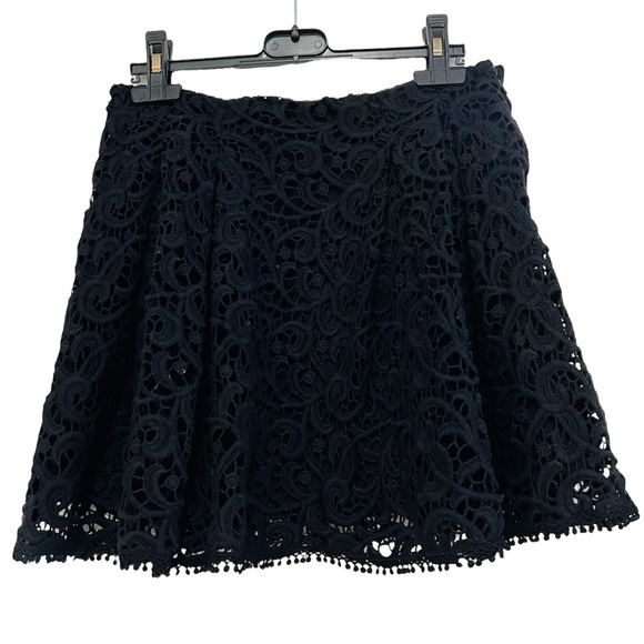 Neiman Marcus HICHE**Lace Mini Skirt**XS $163 - Picture 3 of 5
